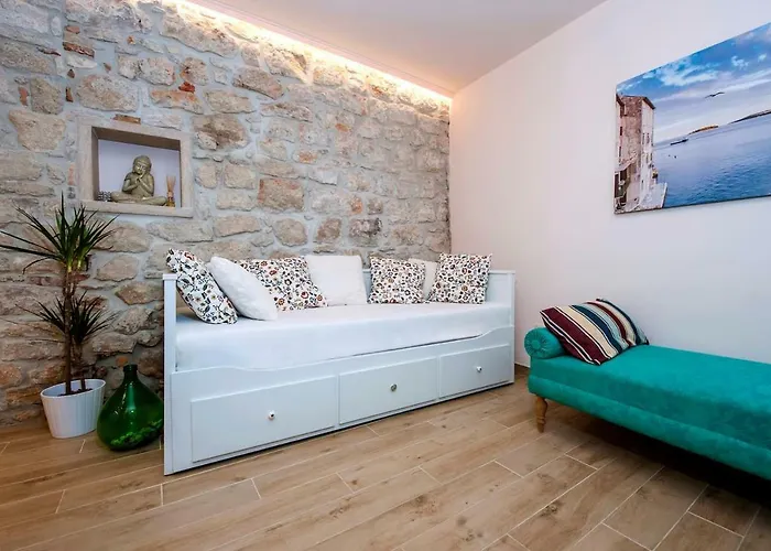 Romantic Studio For 2 In The City Centre